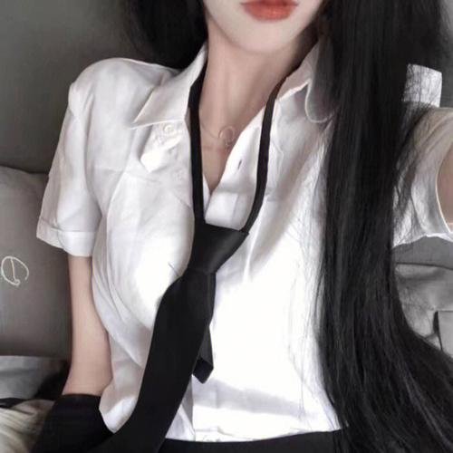 女人的阴影